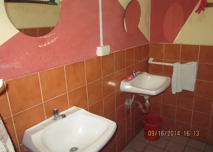 Apu Tahuantinsuyo Hotel 2*